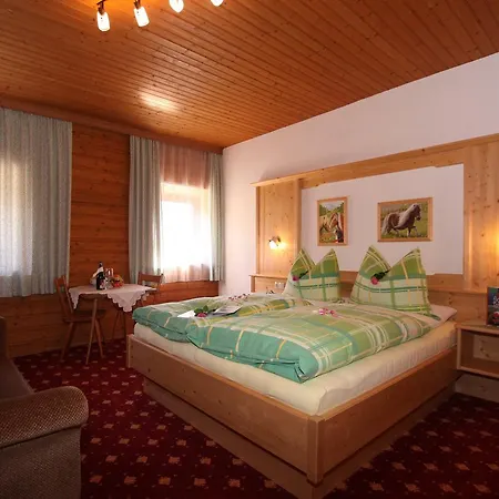 Hohenkendl 3*