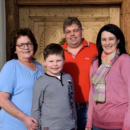 Herberg Hohenkendl 3*